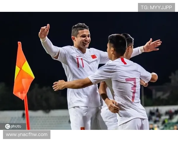 初恋成真与足球明星携手共度人生的甜蜜旅程